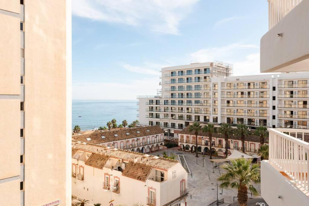 Amplio Con Vistas Al Mar Y Piscina En Benalmadena Apartment Exterior photo